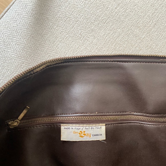 Vintage The Bay Made in Italy Suede Crescent Shoulder Bag - Picture 4 of 12